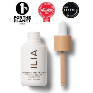 Super Serum Skin Tint SPF 40 in Bon Bon shade